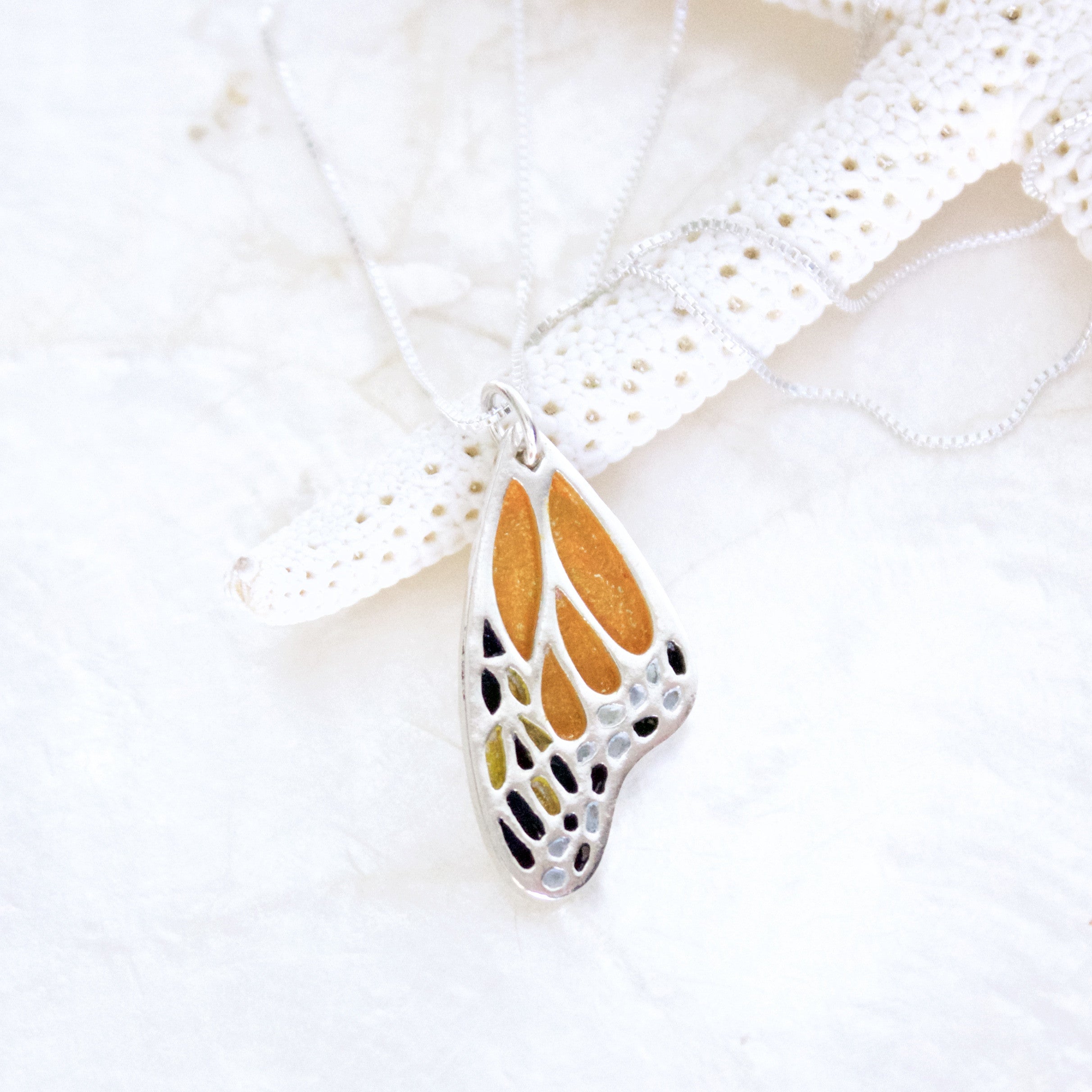 Butterfly wing 2025 pendant silver